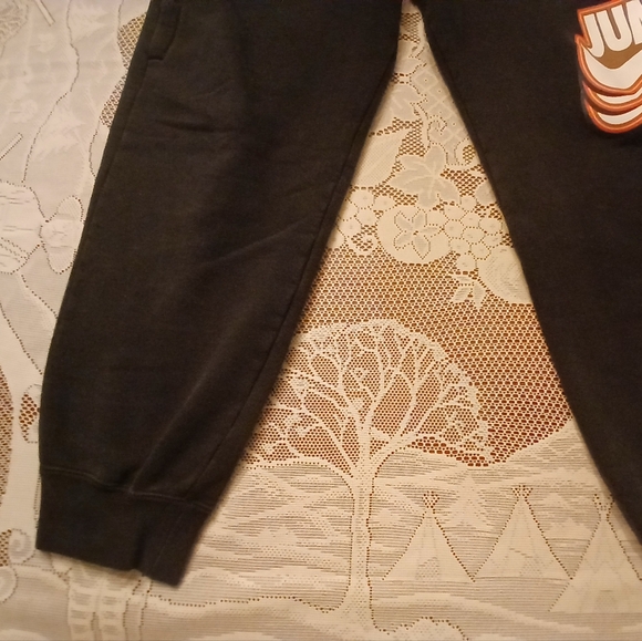 #058 NBA Jordan's Sweat Pant Size Small - Picture 2 of 15